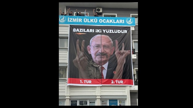 İzmir Ülkü Ocakları ndan dikkat çeken pankart!